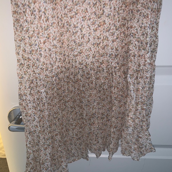 Oak and Fort Floral Midi Dress - Picture 3 of 4